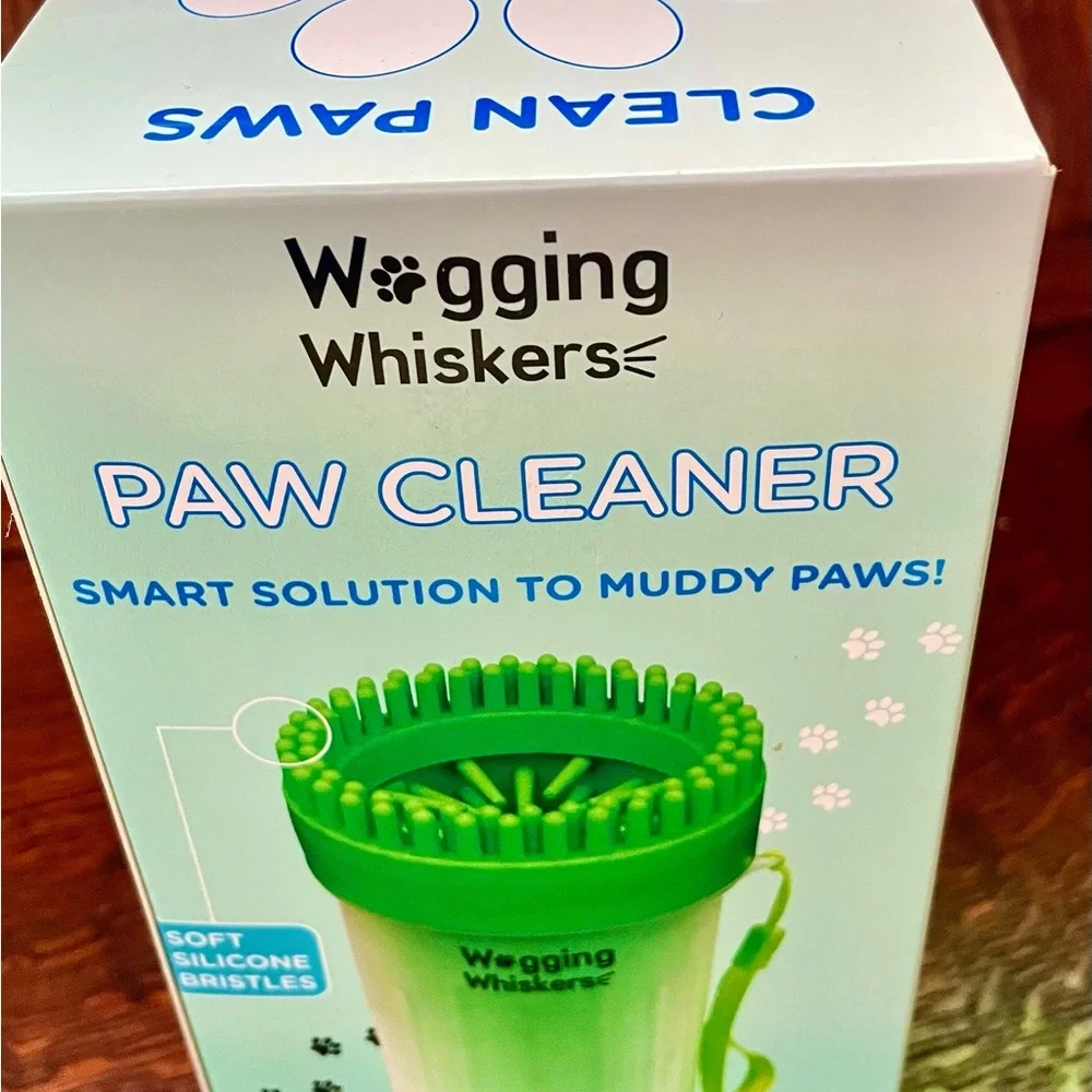 Dog Paw Washer ~ Solution to Muddy Paws ~ Soft and Gentle New in Box! Puppies